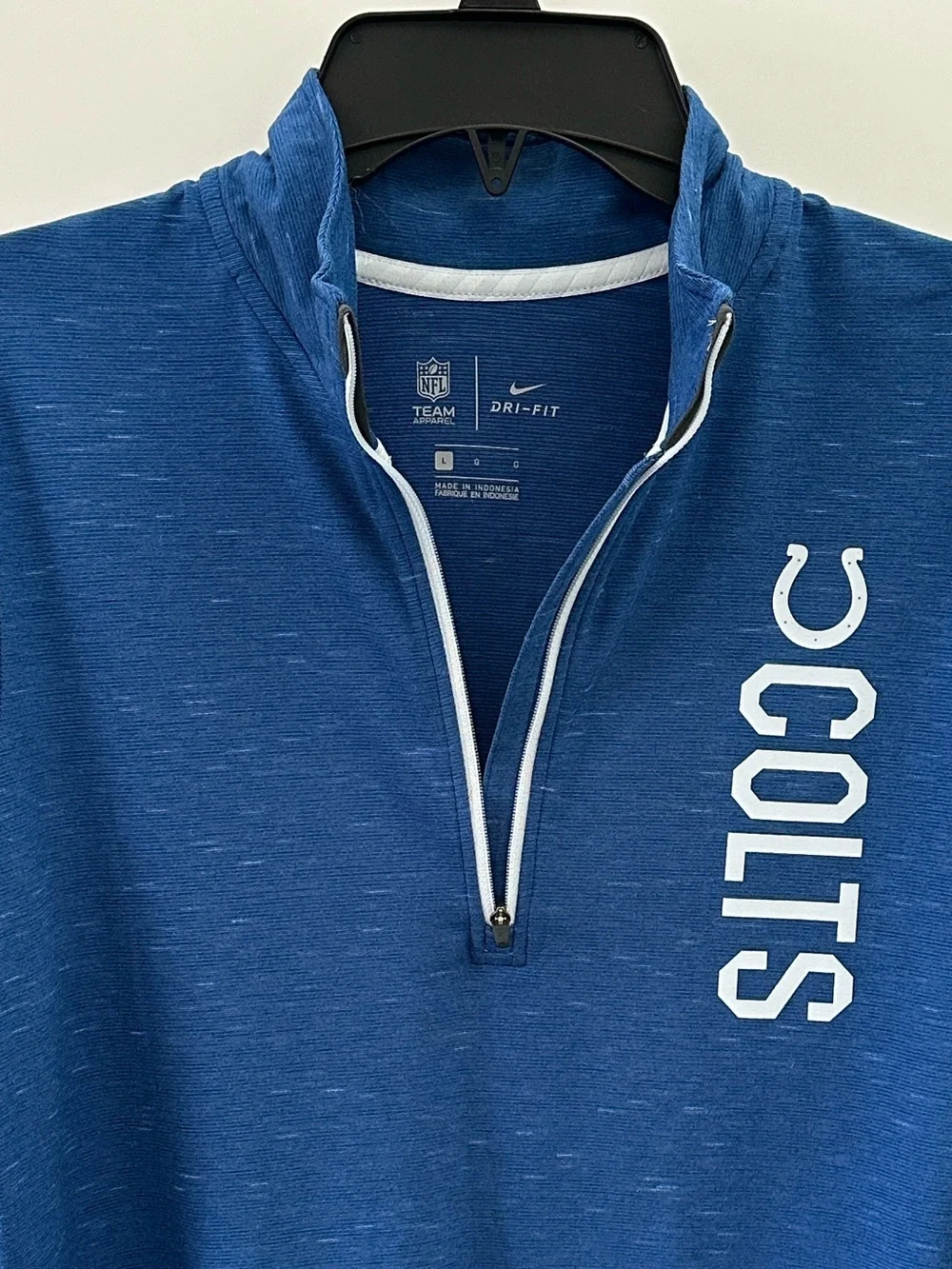 Nike Indianapolis Colts NFL Women’s Element 1/4 Zip Pullover NEW  Dri Fit Large